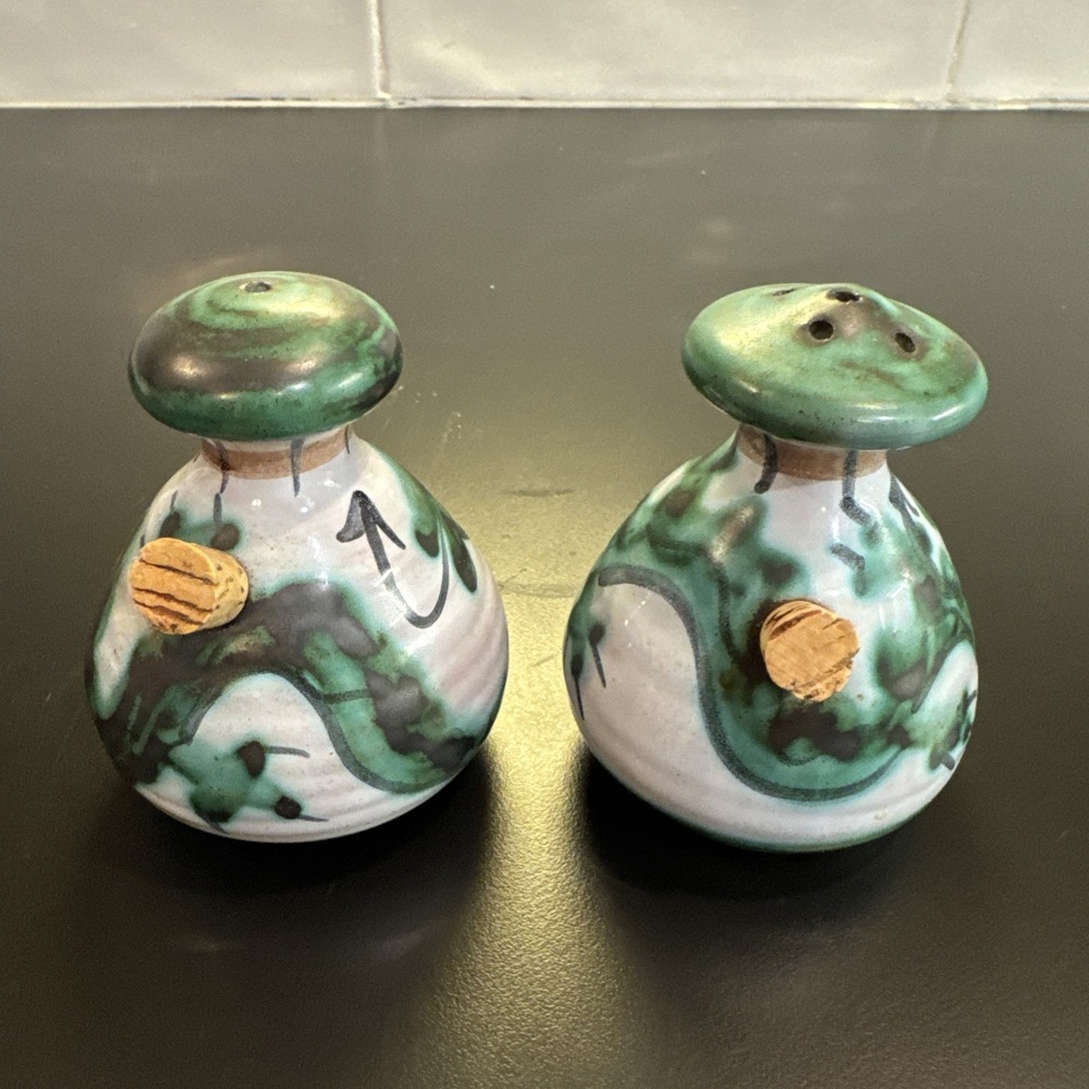 Handmade‎ Pottery Salt & Pepper Shakers Dragonwear Green Gray Stamped Tintagel